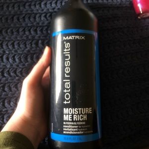 Never used! Matrix conditioner